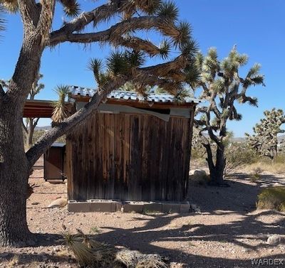 View of outdoor structure | Image 3