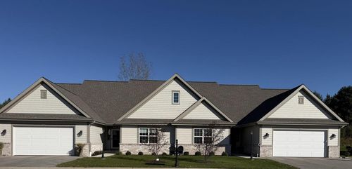 215-2-1797 Cedar Ridge Drive, Slinger, WI, 53086 | Card Image