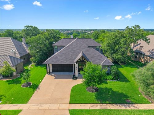 3211 Pinyon Creek Dr, Bryan, TX, 77807-2365 | Card Image