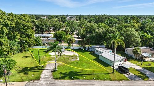 740 Nuna Ave, FORT MYERS, FL, 33905-4065 | Card Image