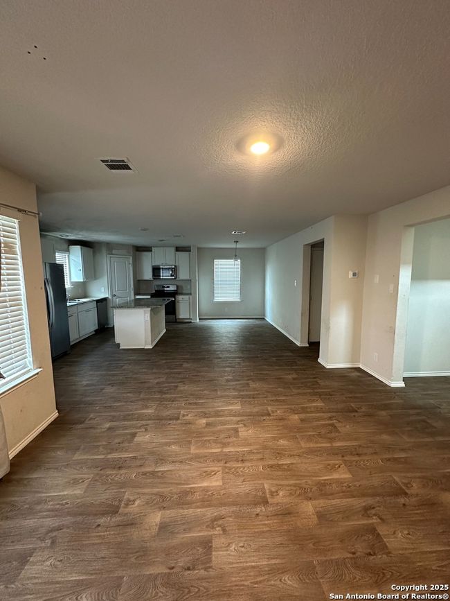 15730 Smoky Honeyeater, House other with 3 bedrooms, 3 bathrooms and null parking in San Antonio TX | Image 12