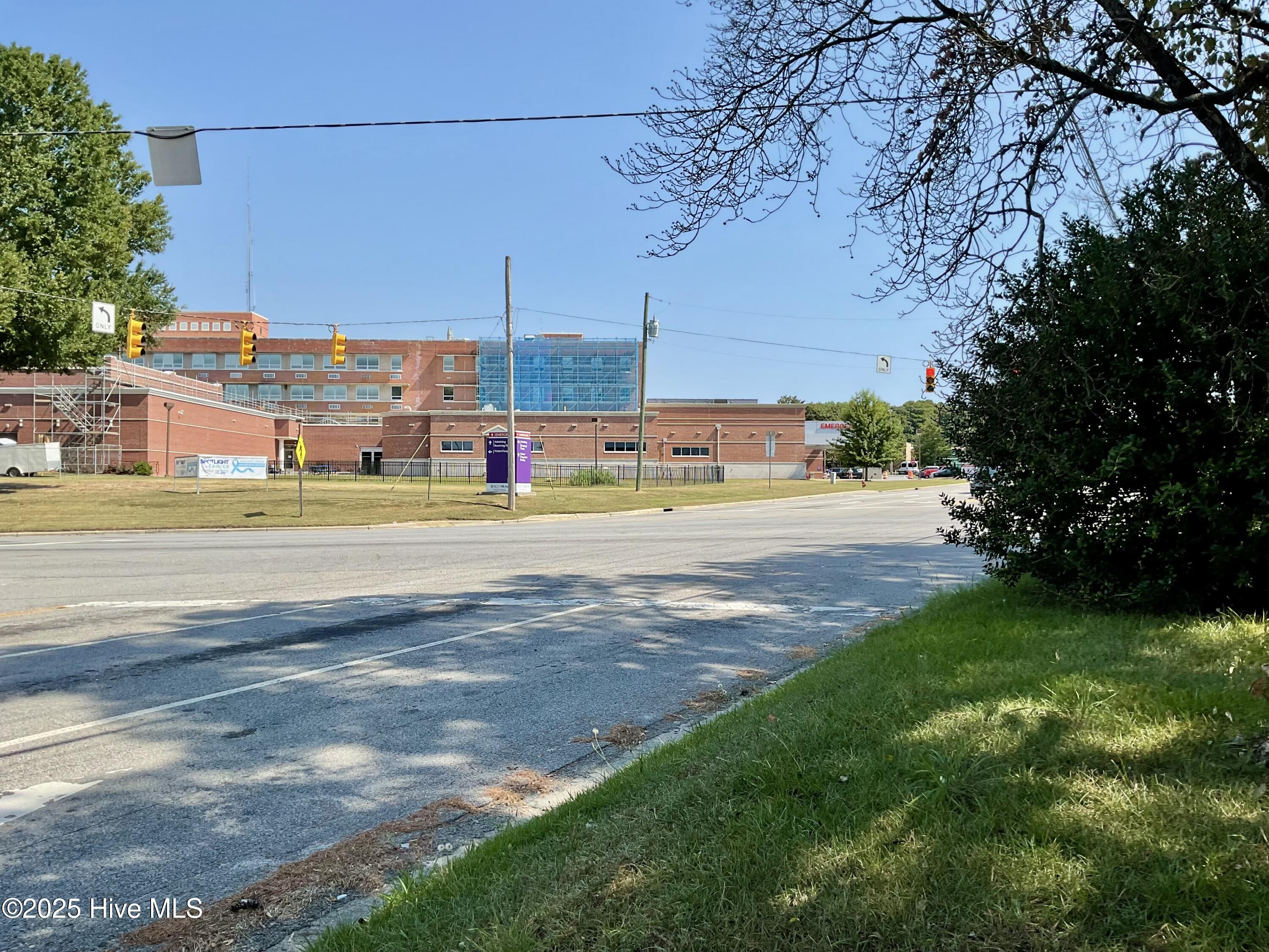 Commercial Sale in Washington 2