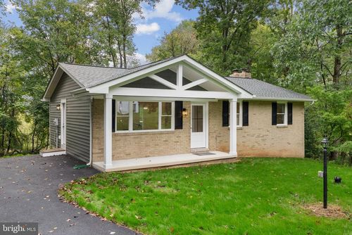 3012 Merle Ct, NEW WINDSOR, MD, 21776-8123 | Card Image