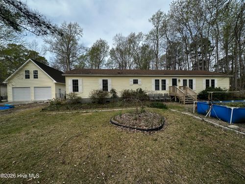 209 Old Ironsides Rd, Newport, NC, 28570-6261 | Card Image