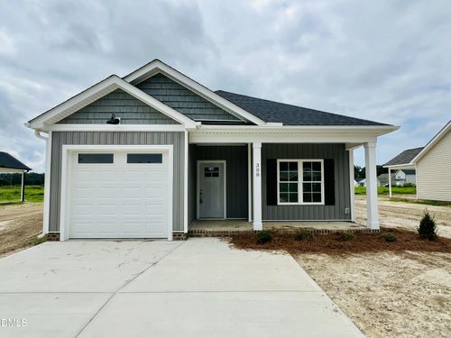 308 E Norwayne Alumni Way, Fremont, NC, 27830-8624 | Card Image