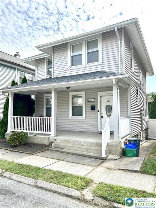 814 Bridge St, BETHLEHEM, PA, 18018-4402 | Card Image