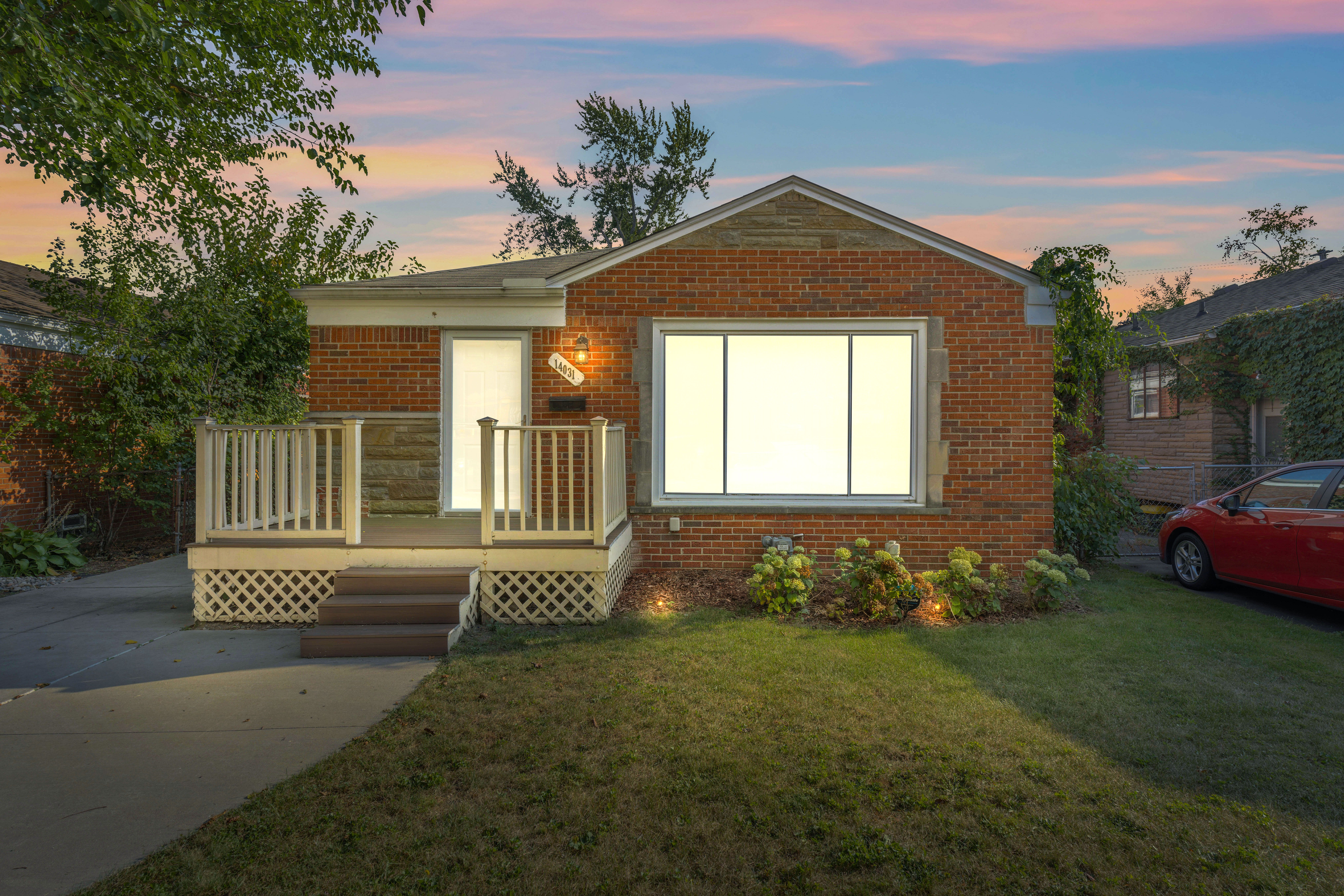 Elgin St, Oak Park, MI 48237