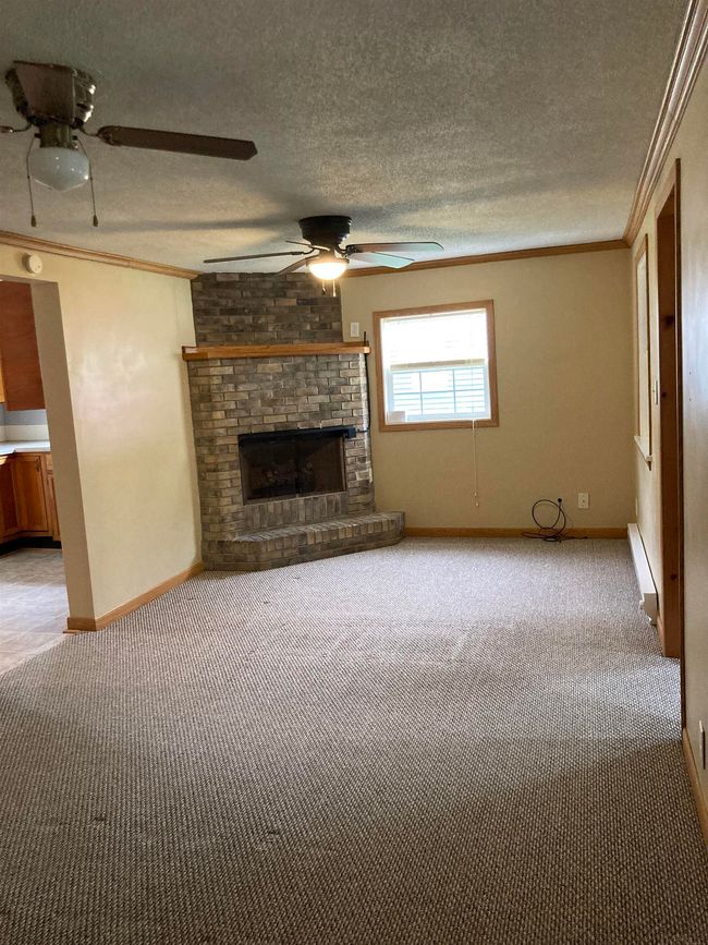 1439 W Central Ave, House other with 2 bedrooms, 1 bathrooms and null parking in Bluffton IN | Image 7