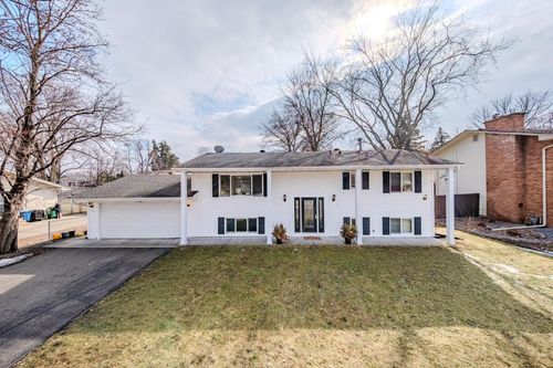 1901 Mounds Ave, New Brighton, MN, 55112-5139 | Card Image