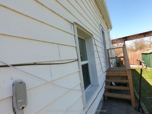 c-173 Stanley Street, Quinte West, ON, K8V4W2 | Card Image