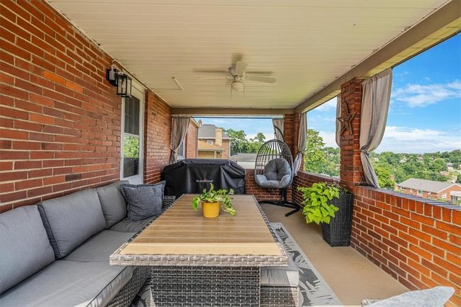 Covered patio | Image 22