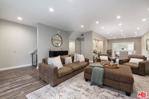 104-14919 Dickens St, Sherman Oaks, CA, 91403-3608 | Card Image