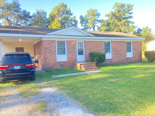 1405 Mockingbird Ln, New Bern, NC, 28562-5718 | Card Image