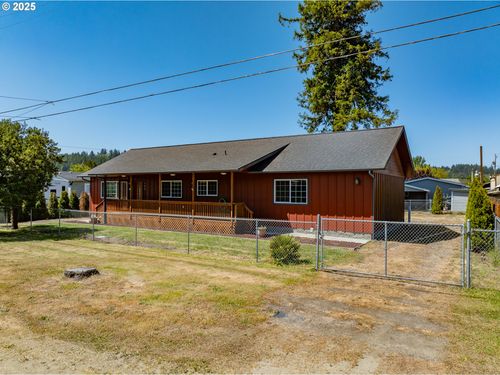 125 S 12th St, Lakeside, OR, 97449-9720 | Card Image