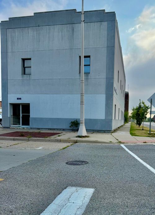 896 Jefferson St, Muskegon, MI, 49440-1250 | Card Image