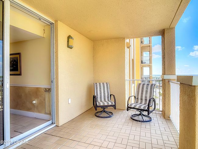 Riverview Balcony | Image 39