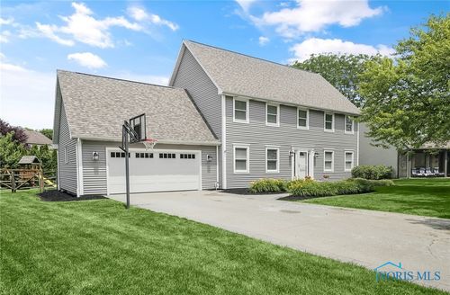 5552 Eagle Trace Dr, Sylvania, OH, 43560-4209 | Card Image