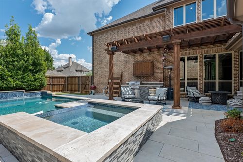 2346 Boxwood Dr, Allen, TX, 75013-5837 | Card Image