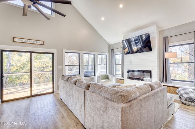 4441AudubonTrail-29 | Image 19