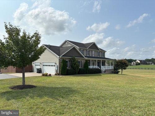 197 John Deere Ct, Clear Brook, VA, 22624-1143 | Card Image