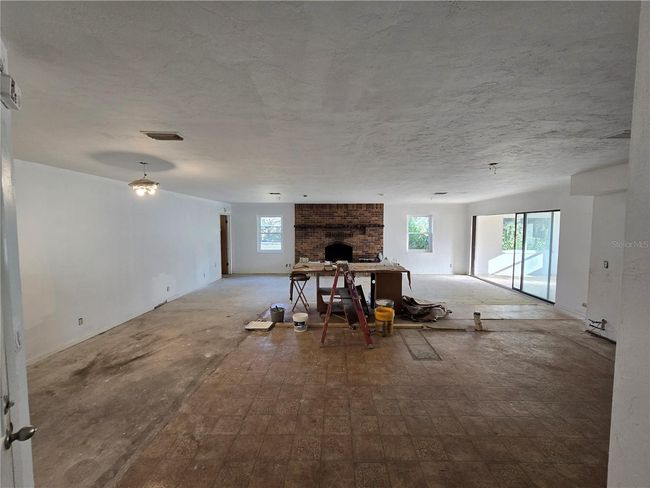 18875 Nw 230 Th St, House other with 3 bedrooms, 2 bathrooms and null parking in HIGH SPRINGS FL | Image 16