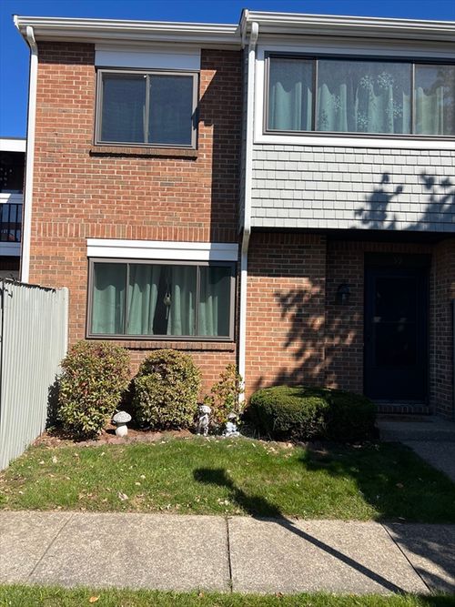 59-59 Rosewood Dr, Stoughton, MA, 02072-4925 | Card Image