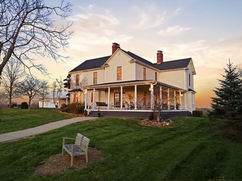383 Moran Summit Rd, Richmond, KY, 40475-9615 | Card Image