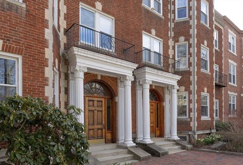 apt-3-24 Dean Rd, Brookline, MA, 02445-4312 | Card Image