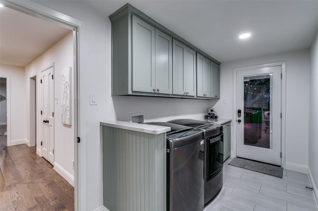 854 E Wall St, House other with 3 bedrooms, 2 bathrooms and null parking in Grapevine TX | Image 27