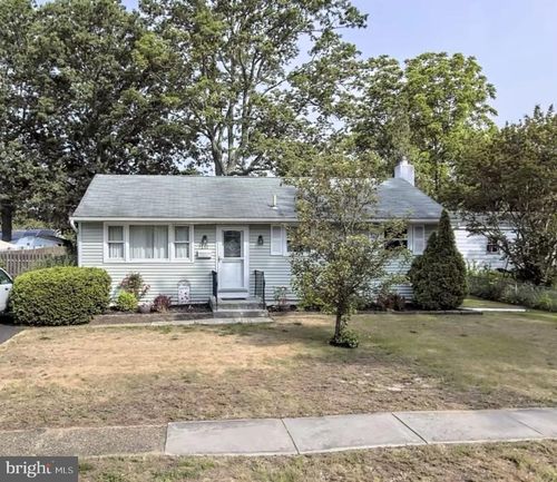 136 Estates Rd, PINE HILL, NJ, 08021-6513 | Card Image
