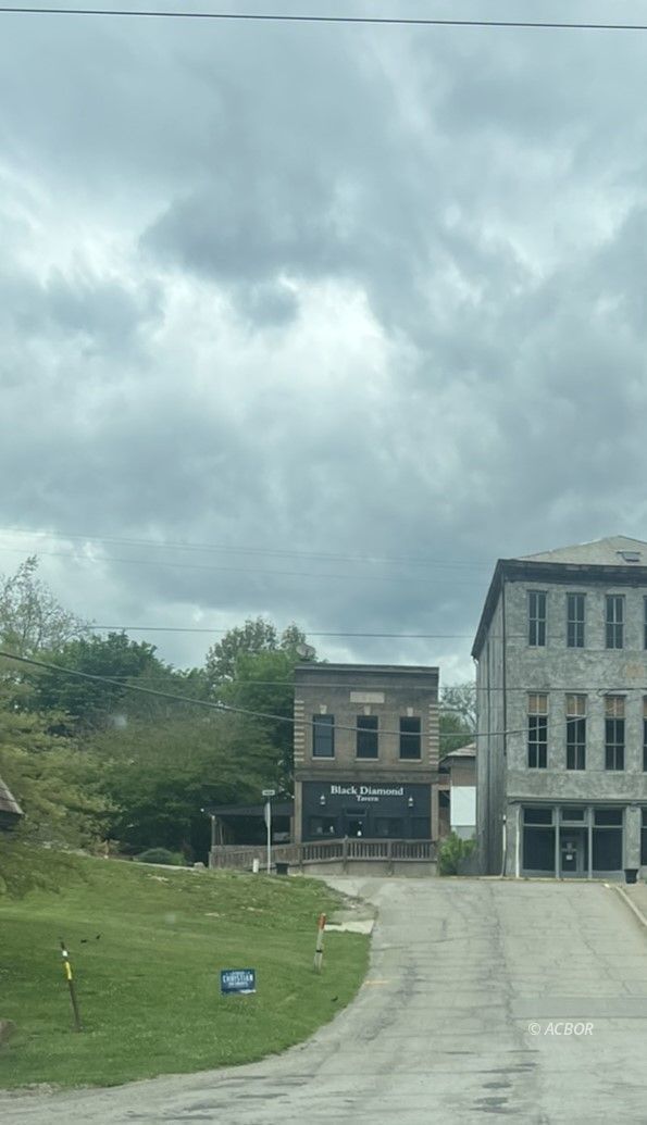 Commercial Sale in Shawnee 3