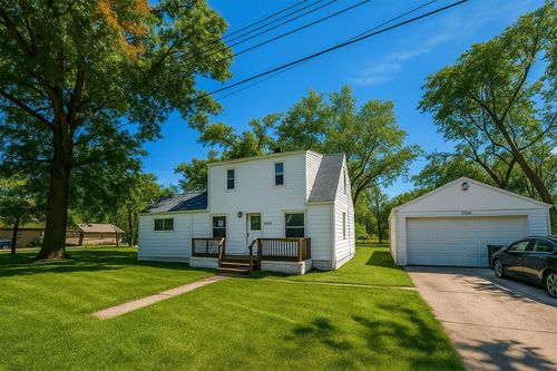 31195 Merriman Pl, Romulus, MI, 48174-3515 | Card Image