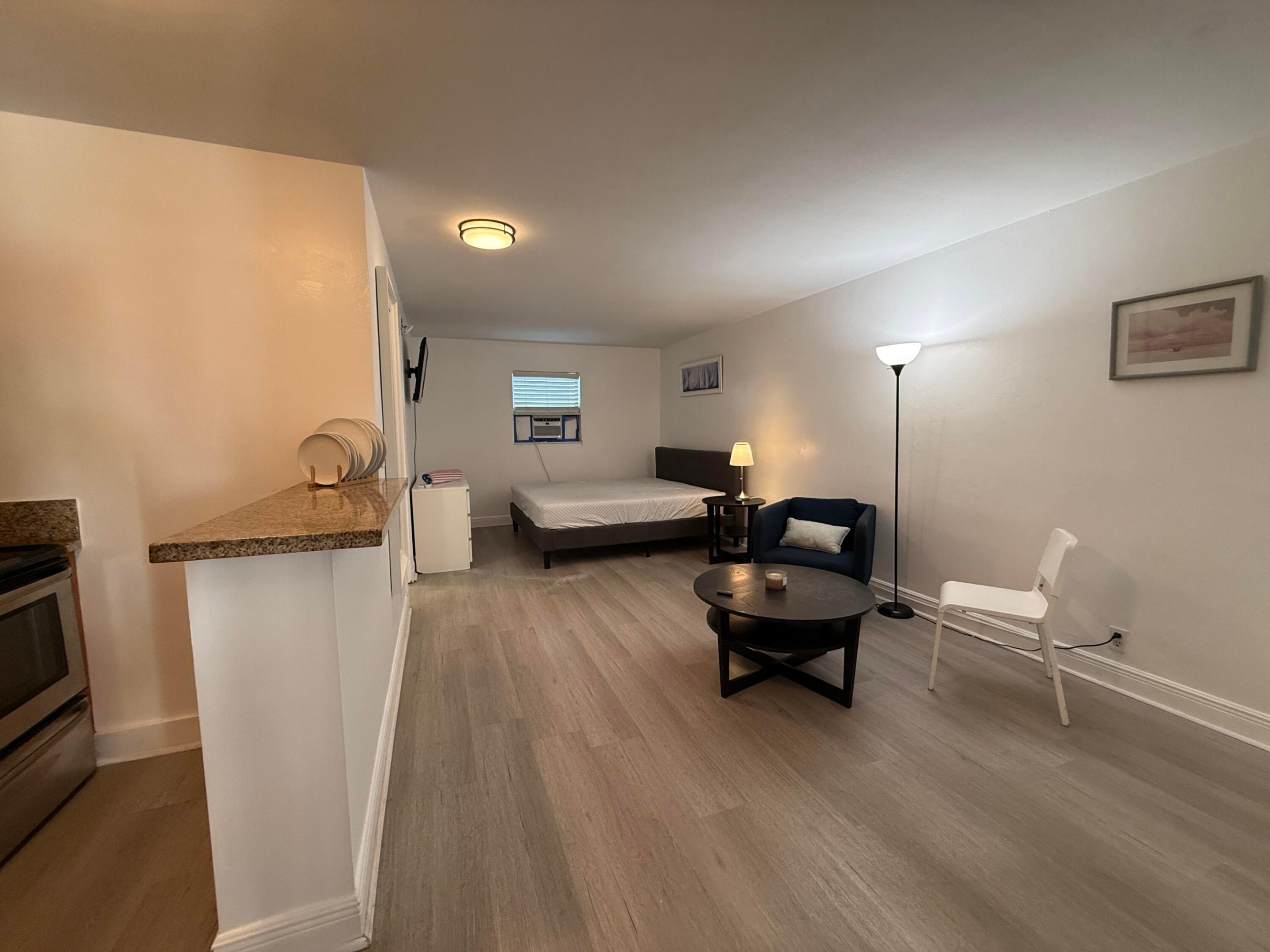 Residential Lease in Pompano Beach 2