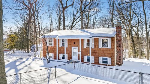 41 Highland Ave, West Nyack, NY, 10994-1719 | Card Image