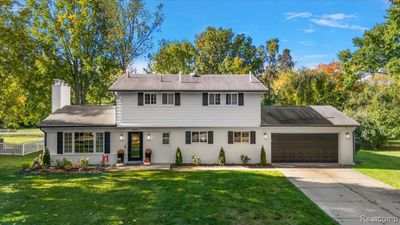 29031 Glenarden Street, Home with 4 bedrooms, 2 bathrooms and null parking in Farmington Hills MI | Image 1