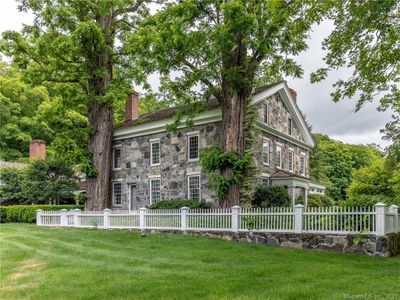 Front of Main House | Image 2