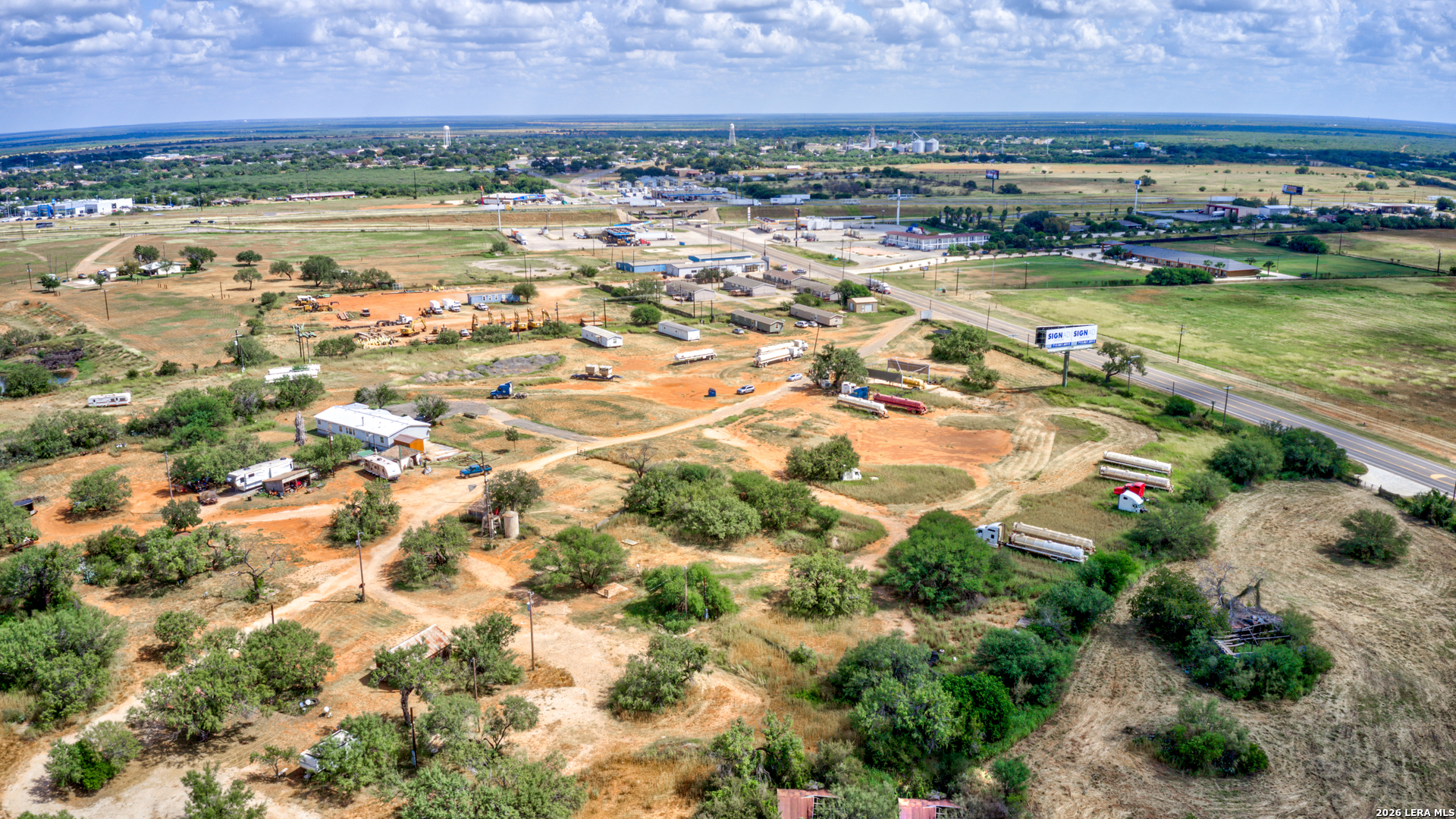 Commercial Sale in Dilley 3
