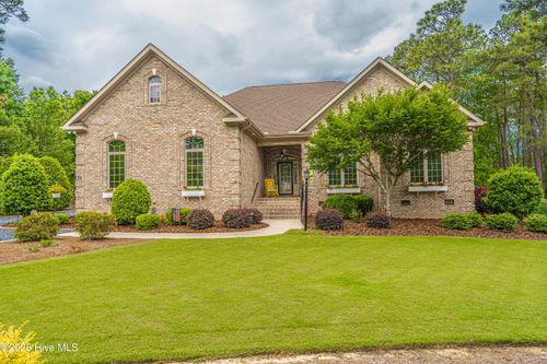 56 Kilbride Dr, Pinehurst, NC, 28374-8832 | Card Image