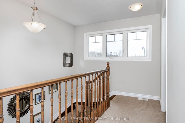 UPPER - 12 Knockaderry Crescent, House other with 3 bedrooms, 3 bathrooms and 2 parking in Barrhaven ON | Image 15