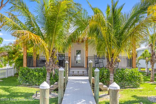 a-19 Vip Is, Grant, FL, 32949-2039 | Card Image