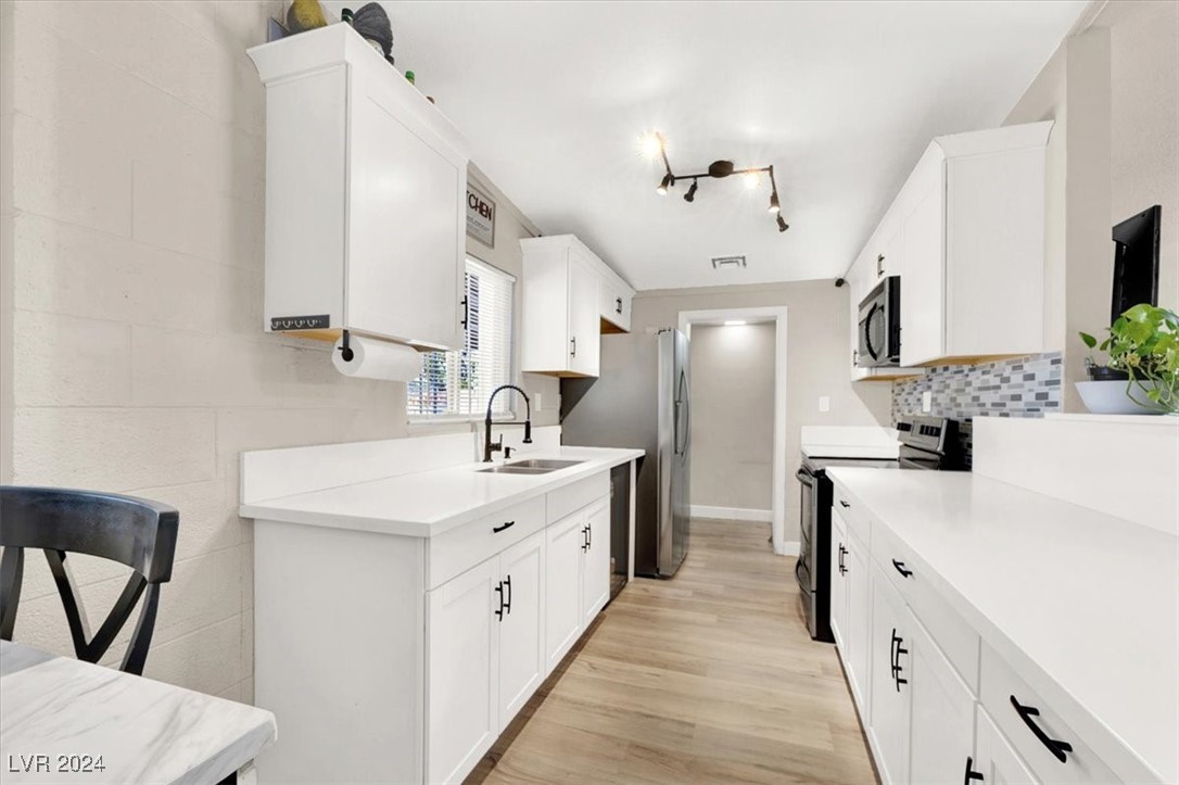 James St, North Las Vegas, NV 89030