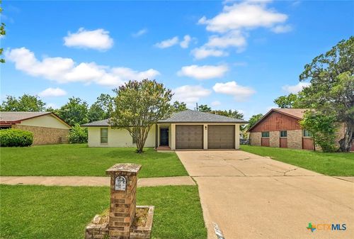 1404 Farhills Dr, Killeen, TX, 76549-2118 | Card Image