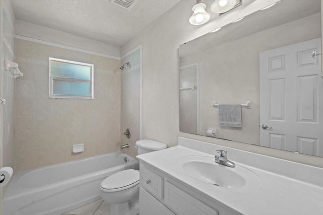 2732 Alamanda Dr, House other with 3 bedrooms, 2 bathrooms and null parking in Edgewater FL | Image 22