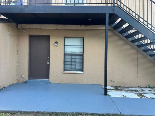 a-8426 Camden Street, TAMPA, FL, 33614 | Card Image