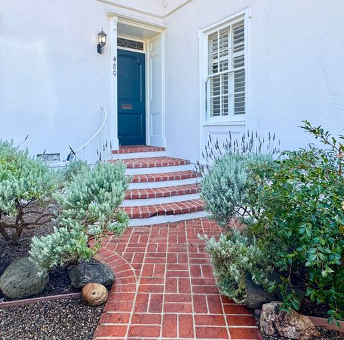 480 Por La Mar Dr, Santa Barbara, CA, 93103-3707 | Card Image