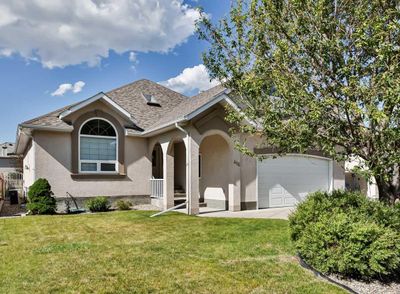 416 Fairmont Blvd S, House detached with 4 bedrooms, 3 bathrooms and 4 parking in Lethbridge AB | Image 1