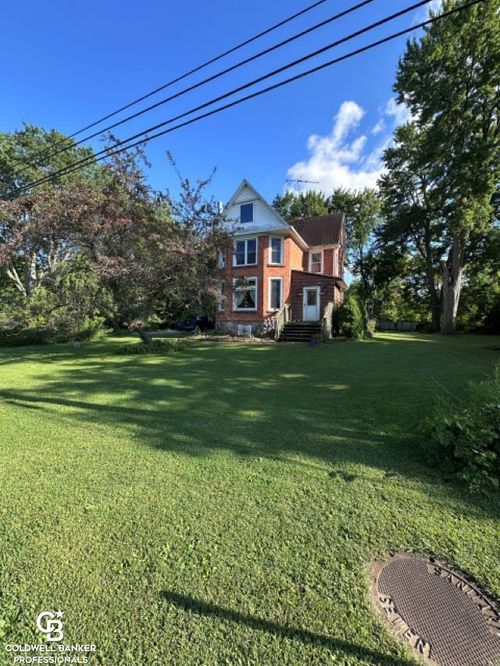 10729 Brandon Rd, Emmett, MI, 48022-4508 | Card Image