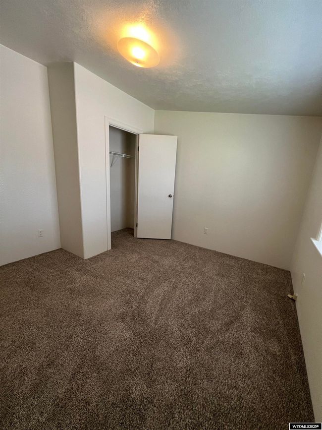 664 Evergreen Dr, House attached with 3 bedrooms, 2 bathrooms and null parking in Mountain View WY | Image 10