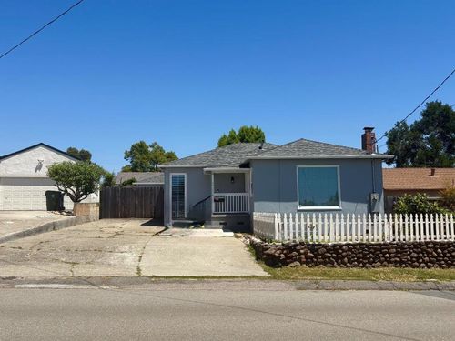 19220 Parsons Ave, Castro Valley, CA, 94546-3013 | Card Image