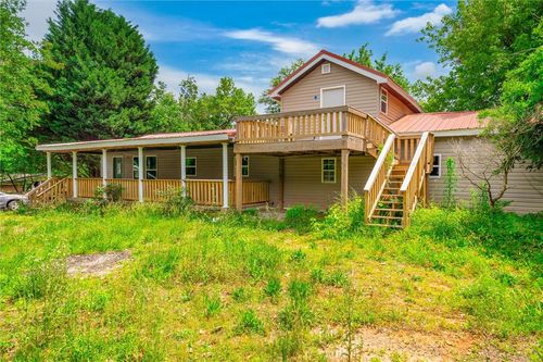 135 Commercial Cir, Westminster, SC, 29693-4841 | Card Image